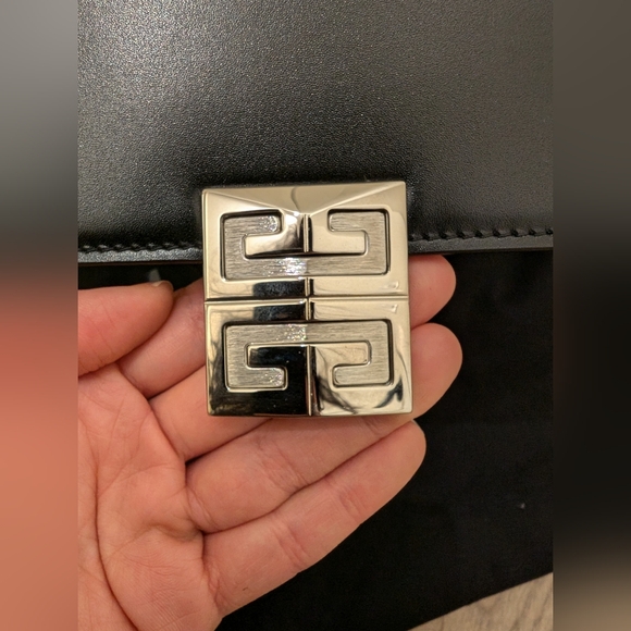 Givenchy Black Medium Chain 4G Bag - Picture 5 of 12